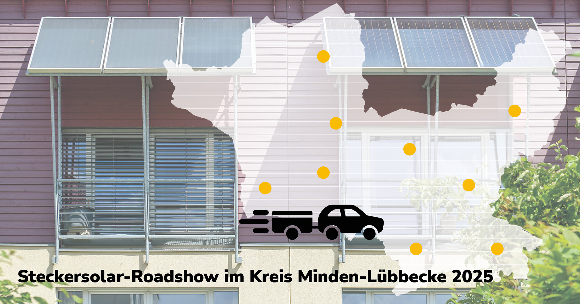 Karte vom Kreis Minden-Lübbecke mit acht Stopps der Steckersolar-Roadshow, im Hintergrund ein Balkon mit Stecker-Solargeräten