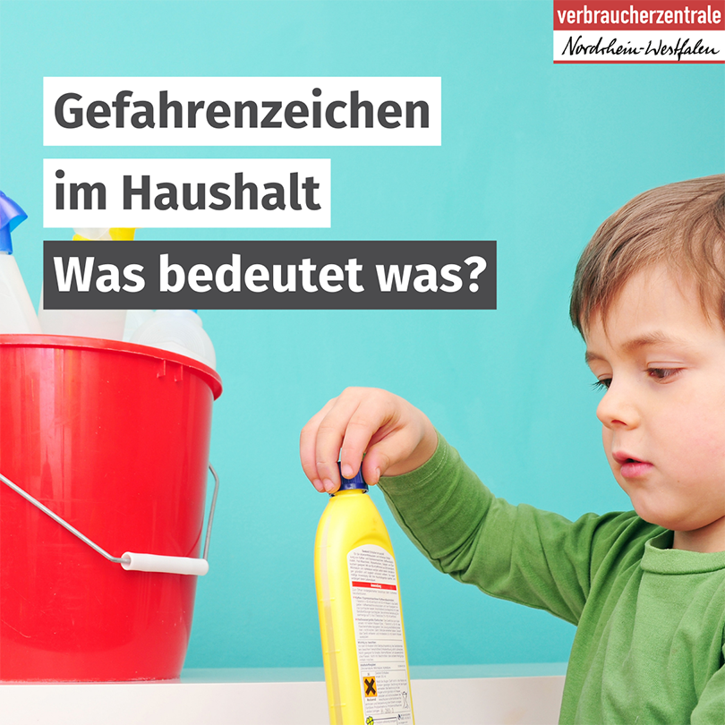 Kind mit Putzmittel