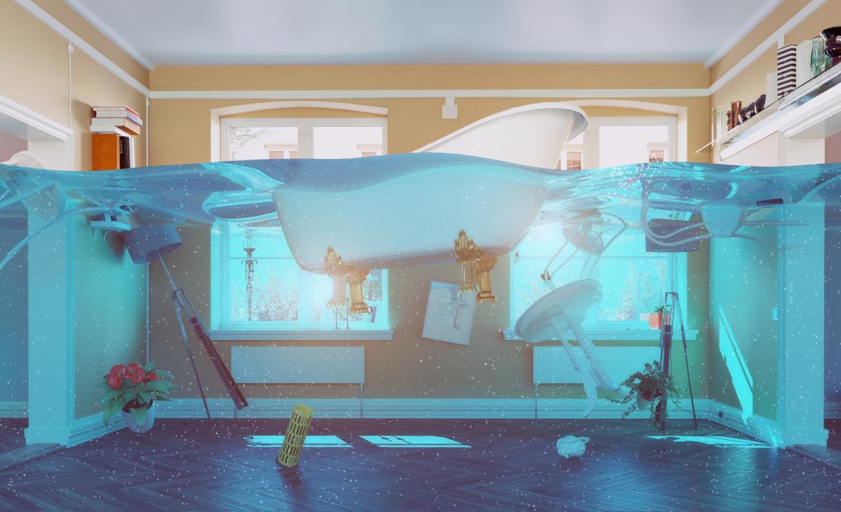 Wasser überflutetes Zimmer