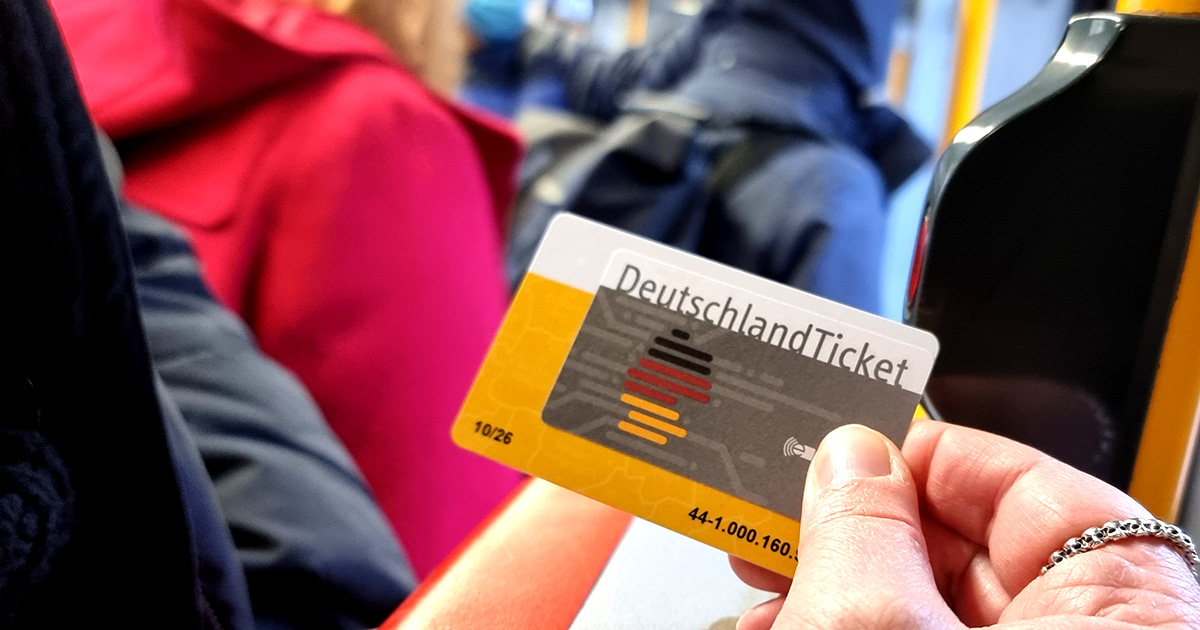 Deutschlandticket: Neue Zusatztickets in NRW ab Juli 2023 | Verbraucherzentrale NRW