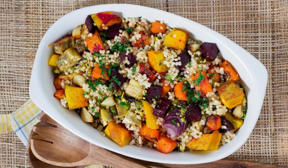 Eine Schüssel mit Couscous