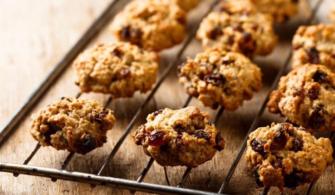 Haferplätzchen auf einem Backrost
