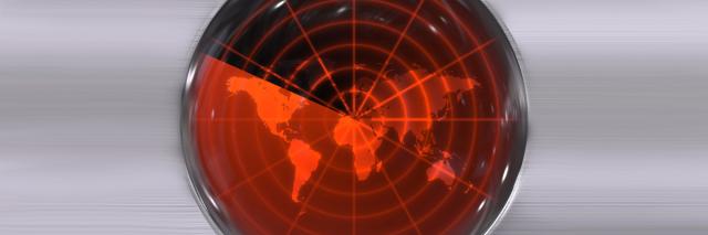 Weltkarte unter rotem Radarschirm.