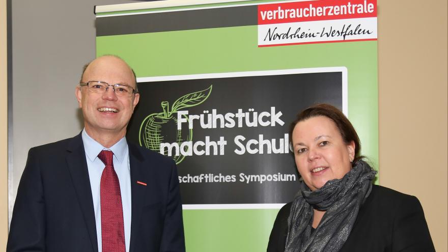 Wolfgang Schuldzinski und Ursula Heinen-Esser