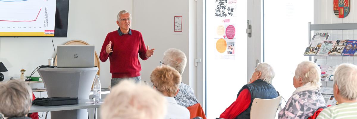 Verbraucherscout während eines Vortrags