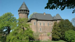  Burg Linn in Krefeld
